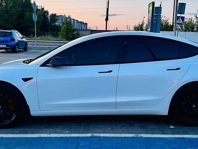 Білий Тесла Модель 3, об'ємом двигуна 0 л та пробігом 131 тис. км за 24900 $, фото 20 на Automoto.ua