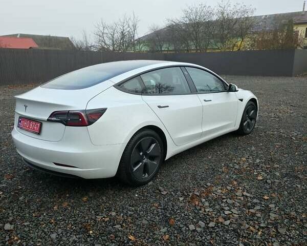 Білий Тесла Модель 3, об'ємом двигуна 0 л та пробігом 171 тис. км за 14200 $, фото 4 на Automoto.ua