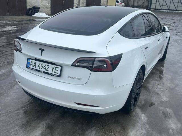 Білий Тесла Модель 3, об'ємом двигуна 0 л та пробігом 118 тис. км за 21500 $, фото 6 на Automoto.ua