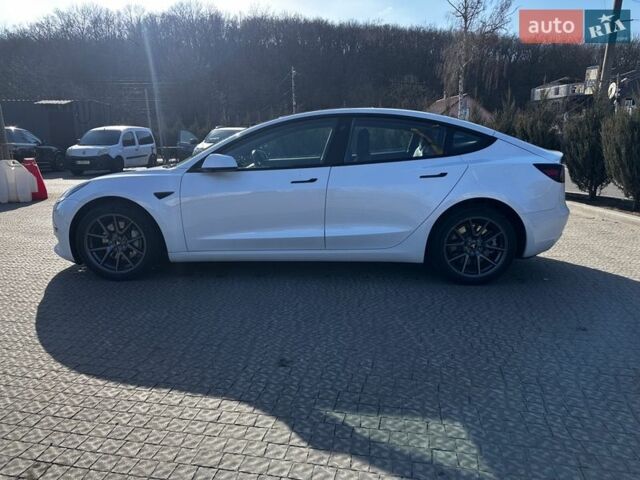 Білий Тесла Модель 3, об'ємом двигуна 0 л та пробігом 65 тис. км за 17950 $, фото 7 на Automoto.ua