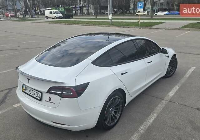 Белый Тесла Модель 3, объемом двигателя 0 л и пробегом 29 тыс. км за 24999 $, фото 28 на Automoto.ua