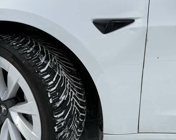 Белый Тесла Модель 3, объемом двигателя 0 л и пробегом 260 тыс. км за 19900 $, фото 19 на Automoto.ua