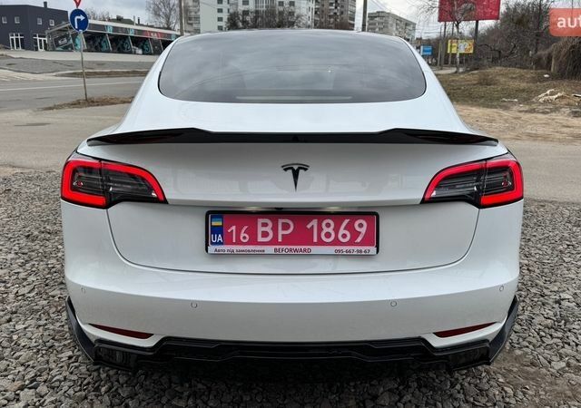 Белый Тесла Модель 3, объемом двигателя 0 л и пробегом 108 тыс. км за 19100 $, фото 10 на Automoto.ua