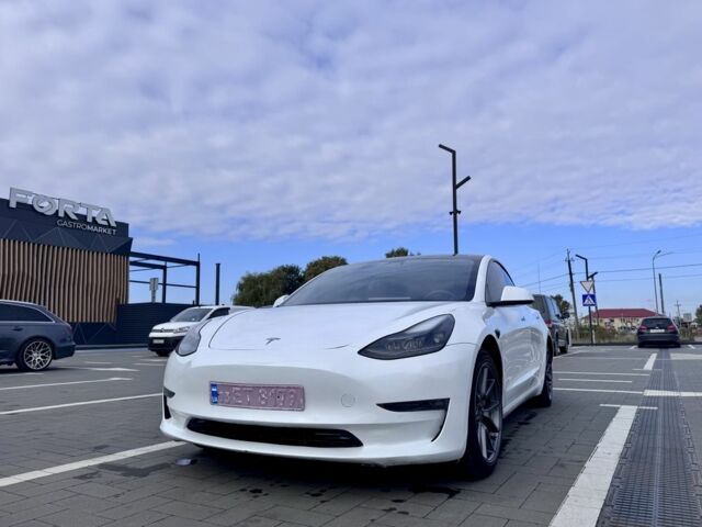 Тесла Модель 3 2021 в Луцке на Automoto.ua Белый Тесла Модель 3, объемом двигателя 0 л и пробегом 170 тыс. км за 18500 $, фото 3 на Automoto.ua