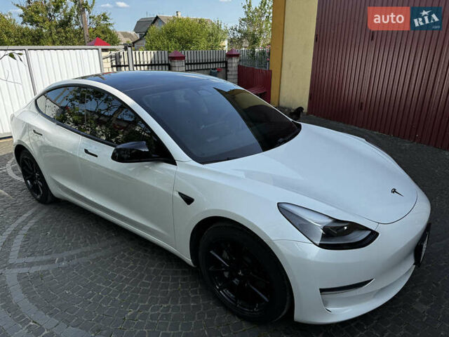 Белый Тесла Модель 3, объемом двигателя 0 л и пробегом 147 тыс. км за 20400 $, фото 5 на Automoto.ua