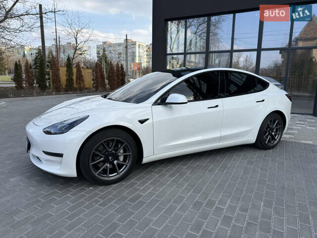 Белый Тесла Модель 3, объемом двигателя 0 л и пробегом 37 тыс. км за 19999 $, фото 14 на Automoto.ua