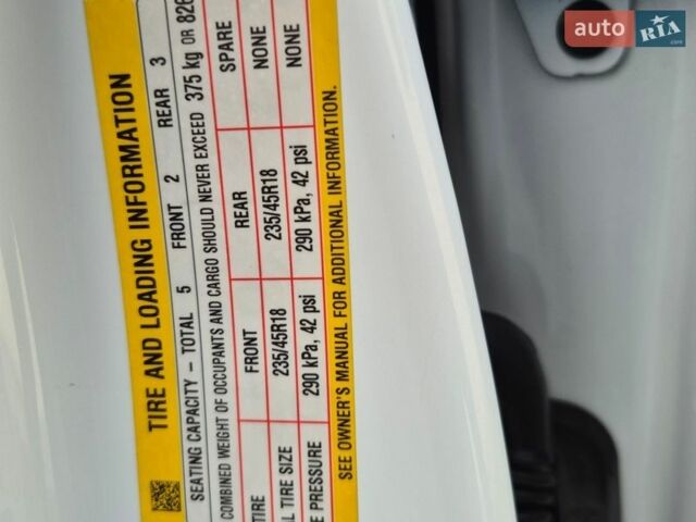 Білий Тесла Модель 3, об'ємом двигуна 0 л та пробігом 91 тис. км за 17700 $, фото 6 на Automoto.ua