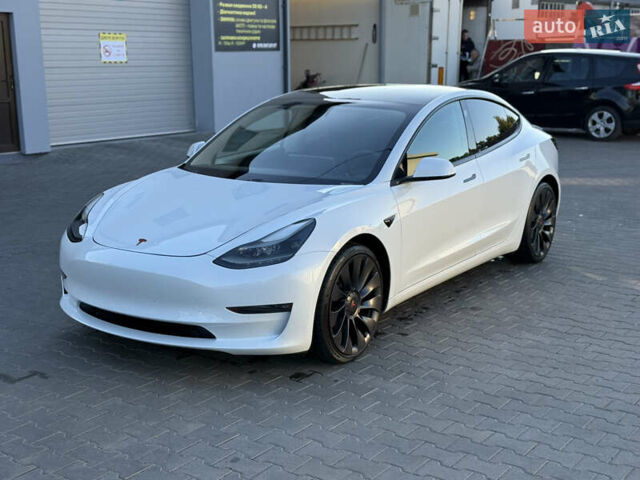 Белый Тесла Модель 3, объемом двигателя 0 л и пробегом 87 тыс. км за 18500 $, фото 14 на Automoto.ua