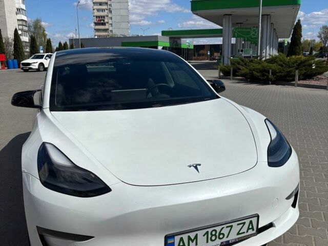 Белый Тесла Модель 3, объемом двигателя 0 л и пробегом 145 тыс. км за 16800 $, фото 6 на Automoto.ua