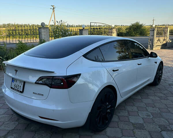 Тесла Модель 3 2021 у Южноукраинске на Automoto.ua Білий Тесла Модель 3, об'ємом двигуна 0 л та пробігом 115 тис. км за 21900 $, фото 6 на Automoto.ua