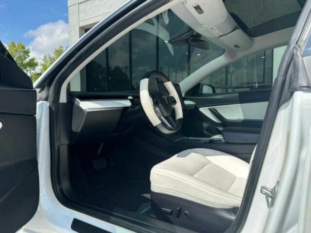 Белый Тесла Модель 3, объемом двигателя 0 л и пробегом 13 тыс. км за 13600 $, фото 8 на Automoto.ua