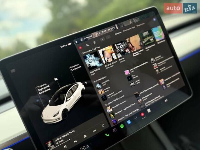 Тесла Модель 3 2021 у Малине на Automoto.ua Білий Тесла Модель 3, об'ємом двигуна 0 л та пробігом 75 тис. км за 24000 $, фото 23 на Automoto.ua