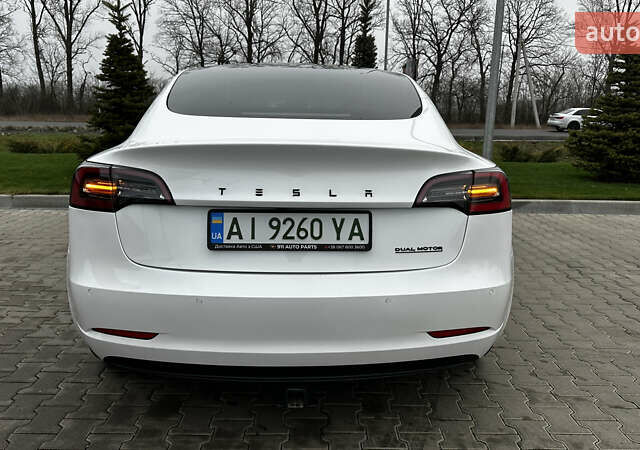 Белый Тесла Модель 3, объемом двигателя 0 л и пробегом 367 тыс. км за 15000 $, фото 3 на Automoto.ua