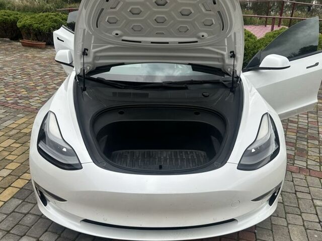 Білий Тесла Модель 3, об'ємом двигуна 0 л та пробігом 85 тис. км за 22000 $, фото 7 на Automoto.ua
