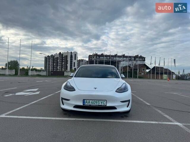 Белый Тесла Модель 3, объемом двигателя 0 л и пробегом 80 тыс. км за 20500 $, фото 10 на Automoto.ua