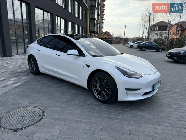 Белый Тесла Модель 3, объемом двигателя 0 л и пробегом 37 тыс. км за 19999 $, фото 68 на Automoto.ua