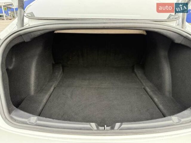 Білий Тесла Модель 3, об'ємом двигуна 0 л та пробігом 129 тис. км за 23500 $, фото 28 на Automoto.ua