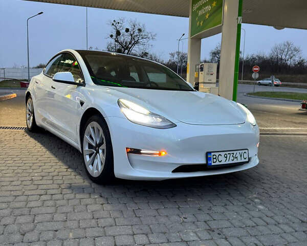 Белый Тесла Модель 3, объемом двигателя 0 л и пробегом 91 тыс. км за 22100 $, фото 7 на Automoto.ua