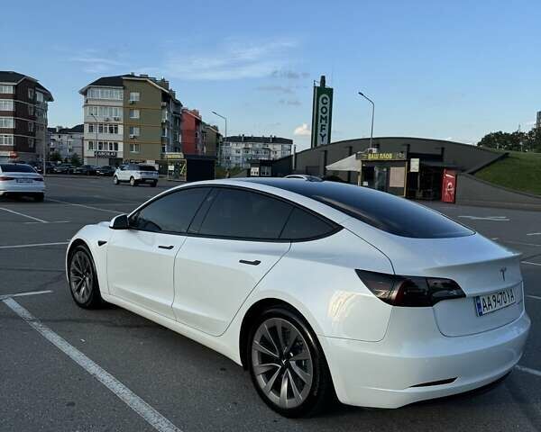 Белый Тесла Модель 3, объемом двигателя 0 л и пробегом 97 тыс. км за 22000 $, фото 6 на Automoto.ua