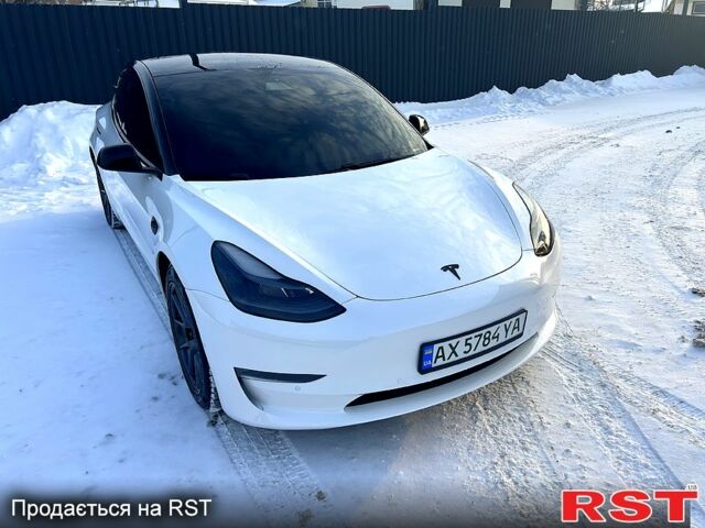 Білий Тесла Модель 3, об'ємом двигуна 0 л та пробігом 6500 тис. км за 16800 $, фото 1 на Automoto.ua