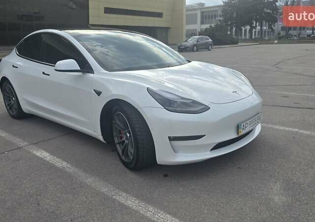 Белый Тесла Модель 3, объемом двигателя 0 л и пробегом 29 тыс. км за 24999 $, фото 22 на Automoto.ua
