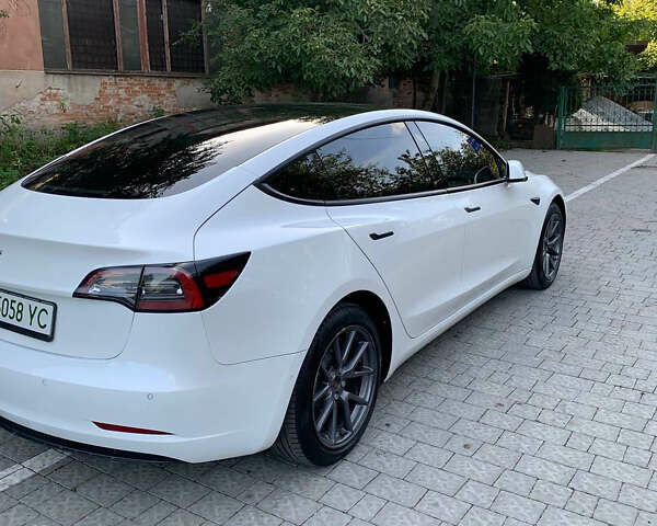 Білий Тесла Модель 3, об'ємом двигуна 0 л та пробігом 200 тис. км за 17000 $, фото 6 на Automoto.ua