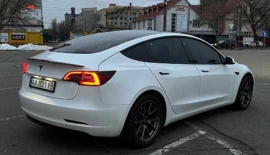 Білий Тесла Модель 3, об'ємом двигуна 0 л та пробігом 60 тис. км за 368 $, фото 5 на Automoto.ua