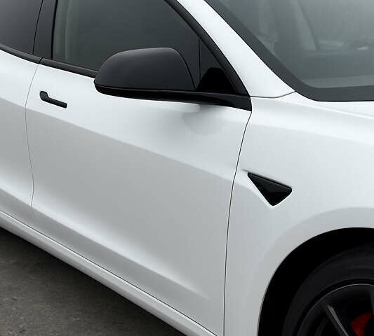 Белый Тесла Модель 3, объемом двигателя 0 л и пробегом 60 тыс. км за 18000 $, фото 1 на Automoto.ua