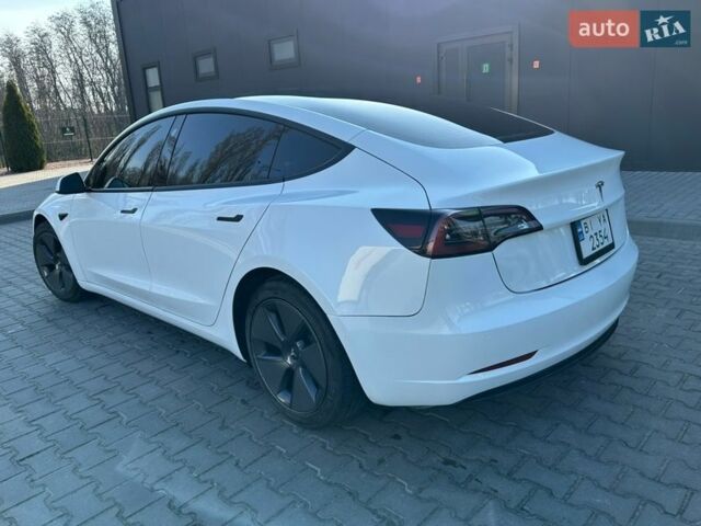 Білий Тесла Модель 3, об'ємом двигуна 0 л та пробігом 60 тис. км за 17000 $, фото 4 на Automoto.ua