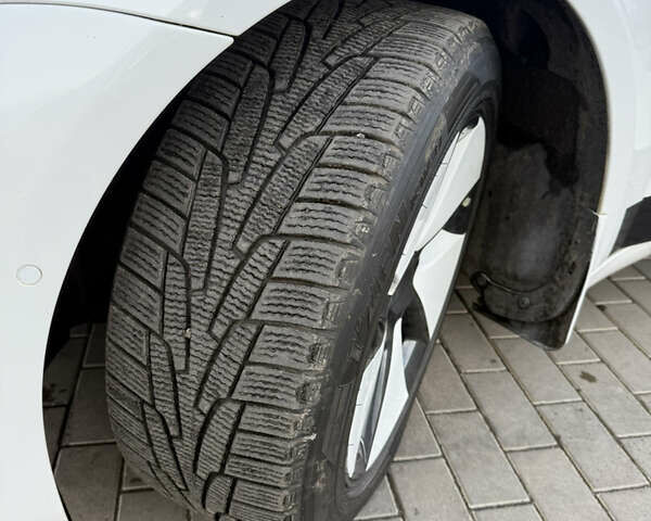 Білий Тесла Модель 3, об'ємом двигуна 0 л та пробігом 79 тис. км за 19200 $, фото 11 на Automoto.ua