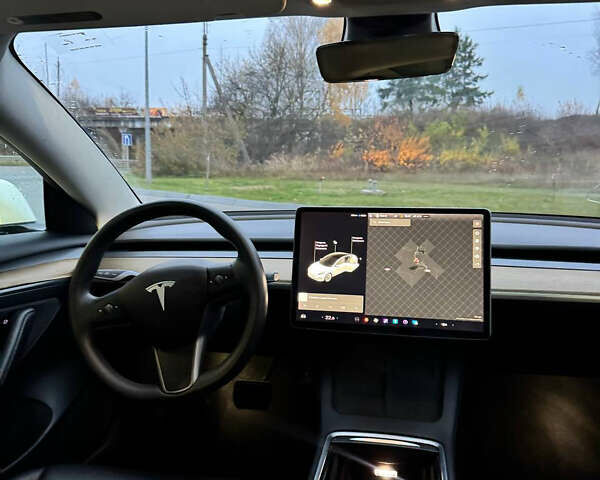 Белый Тесла Модель 3, объемом двигателя 0 л и пробегом 91 тыс. км за 22100 $, фото 15 на Automoto.ua