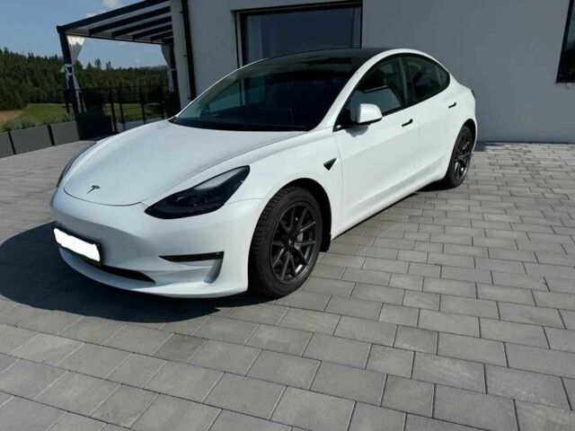 Белый Тесла Модель 3, объемом двигателя 0 л и пробегом 56 тыс. км за 12600 $, фото 18 на Automoto.ua