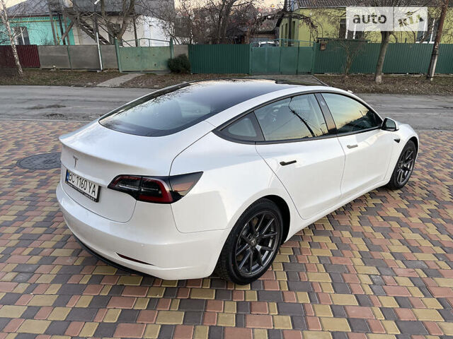 Белый Тесла Модель 3, объемом двигателя 0 л и пробегом 42 тыс. км за 17300 $, фото 7 на Automoto.ua