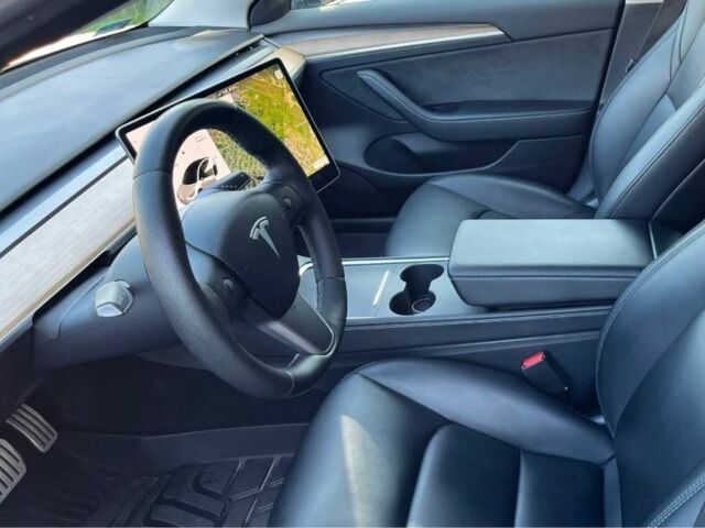 Білий Тесла Модель 3, об'ємом двигуна 0 л та пробігом 68 тис. км за 11700 $, фото 12 на Automoto.ua