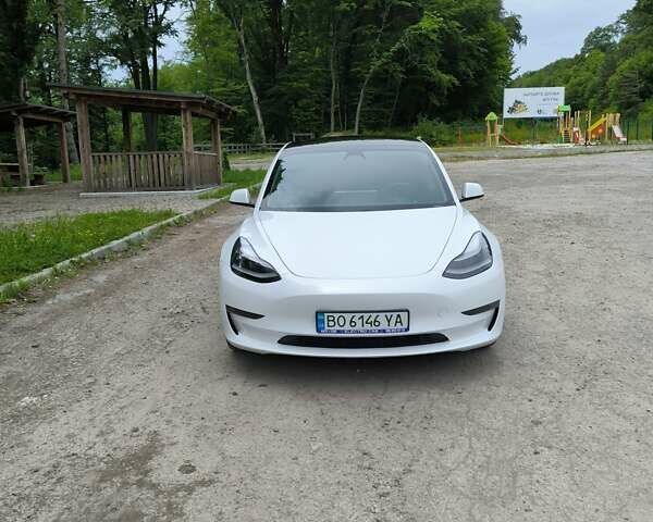 Белый Тесла Модель 3, объемом двигателя 0 л и пробегом 55 тыс. км за 17650 $, фото 9 на Automoto.ua