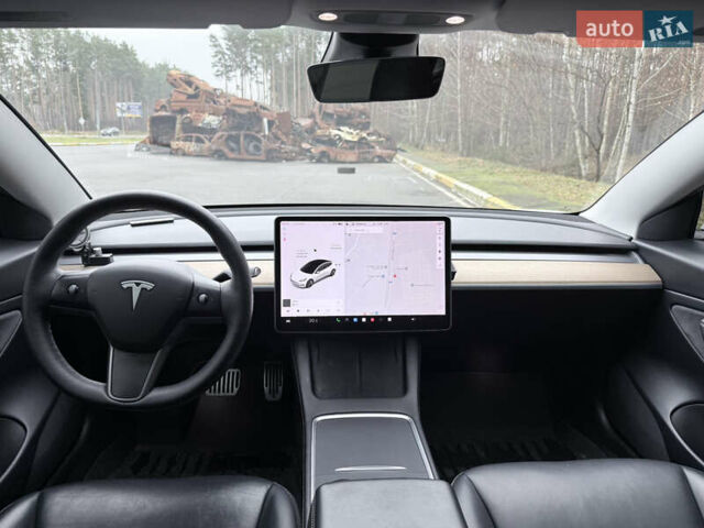 Білий Тесла Модель 3, об'ємом двигуна 0 л та пробігом 119 тис. км за 20800 $, фото 10 на Automoto.ua