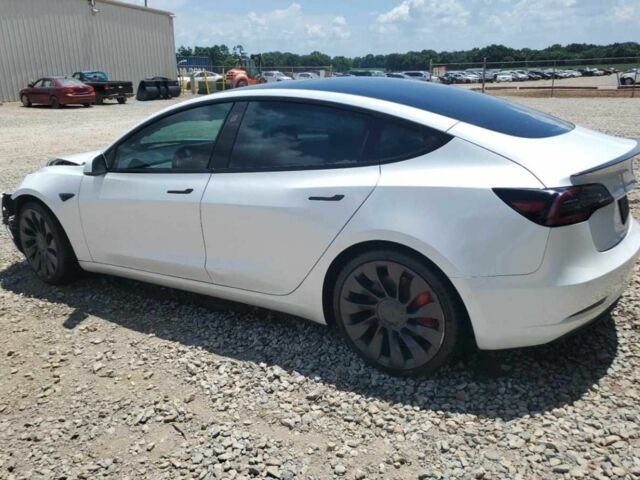 Білий Тесла Модель 3, об'ємом двигуна 0 л та пробігом 82 тис. км за 15200 $, фото 2 на Automoto.ua