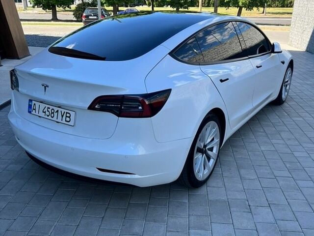 Белый Тесла Модель 3, объемом двигателя 0 л и пробегом 190 тыс. км за 17200 $, фото 3 на Automoto.ua