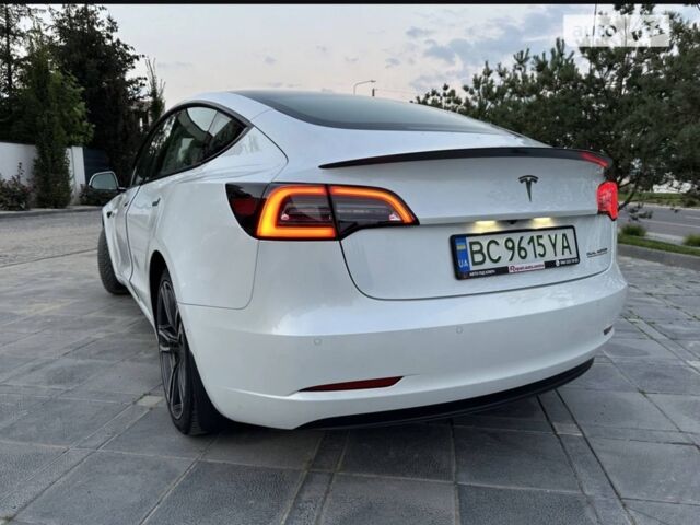 Білий Тесла Модель 3, об'ємом двигуна 0 л та пробігом 0 тис. км за 22000 $, фото 1 на Automoto.ua