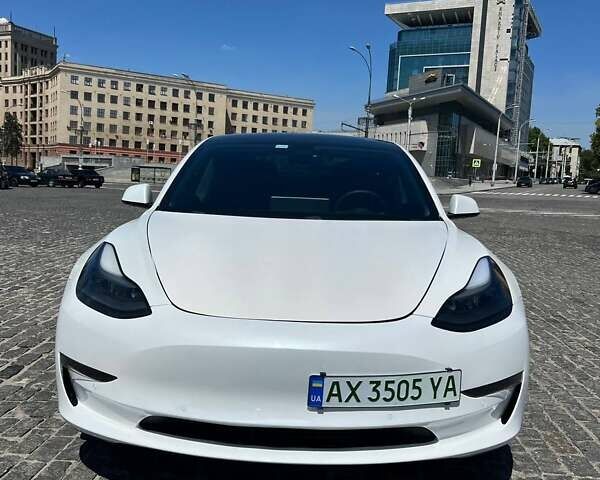 Тесла Модель 3 2021 в Харькове на Automoto.ua Белый Тесла Модель 3, объемом двигателя 0 л и пробегом 167 тыс. км за 18900 $, фото 14 на Automoto.ua