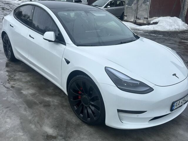 Білий Тесла Модель 3, об'ємом двигуна 0 л та пробігом 118 тис. км за 21500 $, фото 8 на Automoto.ua