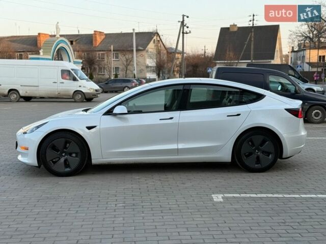 Белый Тесла Модель 3, объемом двигателя 0 л и пробегом 114 тыс. км за 20900 $, фото 3 на Automoto.ua