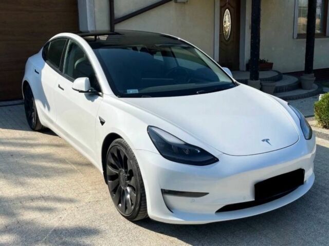 Білий Тесла Модель 3, об'ємом двигуна 0 л та пробігом 68 тис. км за 11700 $, фото 10 на Automoto.ua