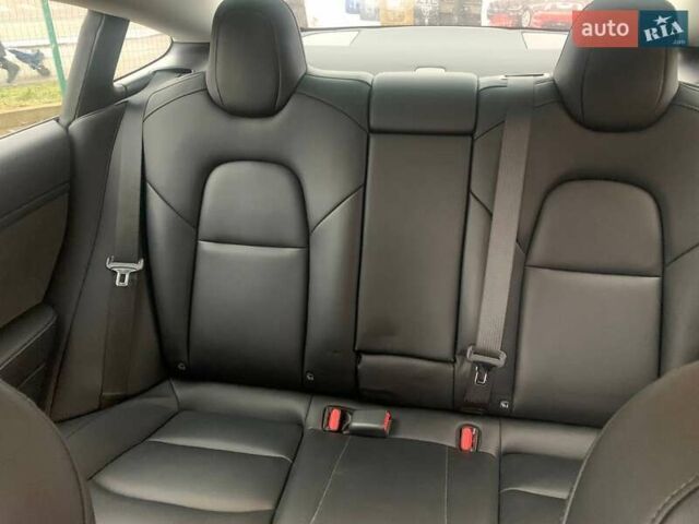 Белый Тесла Модель 3, объемом двигателя 0 л и пробегом 134 тыс. км за 19500 $, фото 12 на Automoto.ua