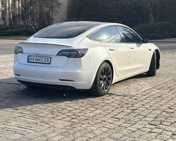 Білий Тесла Модель 3, об'ємом двигуна 0 л та пробігом 106 тис. км за 18900 $, фото 47 на Automoto.ua