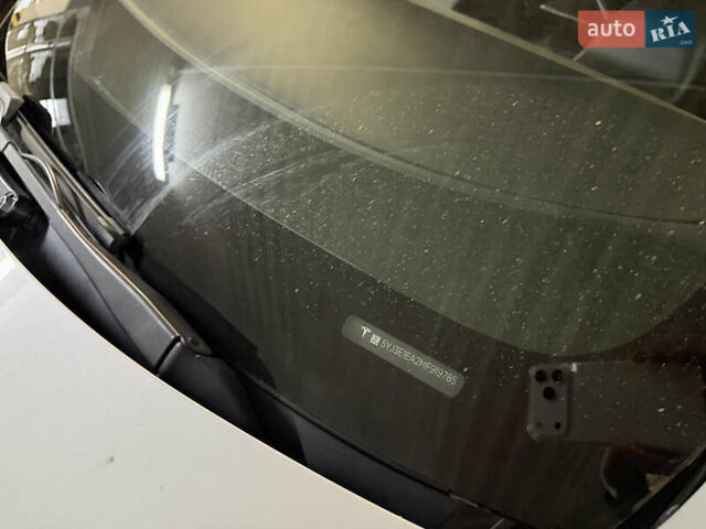 Білий Тесла Модель 3, об'ємом двигуна 0 л та пробігом 87 тис. км за 17450 $, фото 14 на Automoto.ua