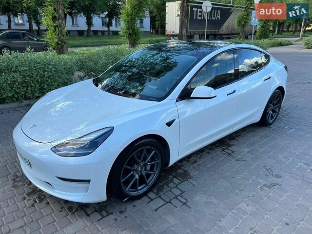 Білий Тесла Модель 3, об'ємом двигуна 0 л та пробігом 260 тис. км за 17800 $, фото 5 на Automoto.ua