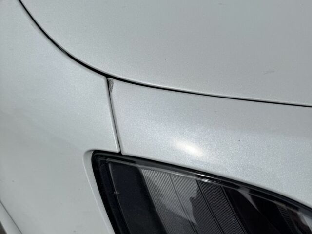 Белый Тесла Модель 3, объемом двигателя 0 л и пробегом 217 тыс. км за 15000 $, фото 13 на Automoto.ua