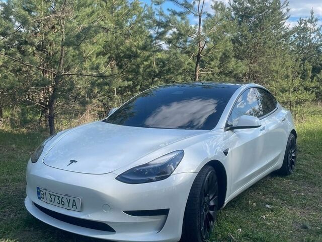 Белый Тесла Модель 3, объемом двигателя 0 л и пробегом 76 тыс. км за 21900 $, фото 1 на Automoto.ua