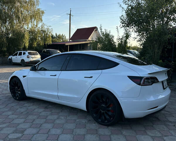 Тесла Модель 3 2021 у Южноукраинске на Automoto.ua Білий Тесла Модель 3, об'ємом двигуна 0 л та пробігом 115 тис. км за 21900 $, фото 7 на Automoto.ua